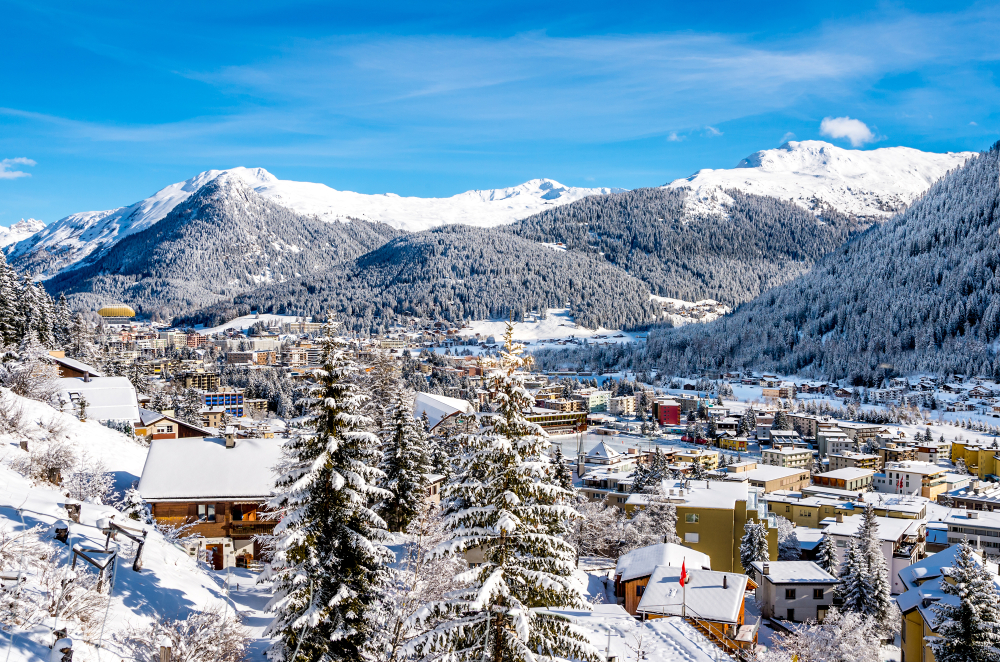 Davos onder sneeuw